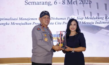Staff-Ahli-Kapolri-:-Humas-Polri-Harus-Adaptif-Hadapi-Serangan-Digital-dan-Era-Post-Truth