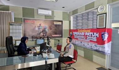 Operasi-Patuh-Semeru-2025-Polres-Pamekasan-Gandeng-Media-Sosialisasikan-Keselamatan-Berkendara