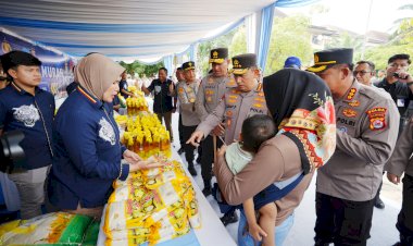 Kapolri-Tinjau-GPM-Polda-Banten,-Telah-Distribusikan-27-Ton-Beras-SPHP-ke-Masyarakat