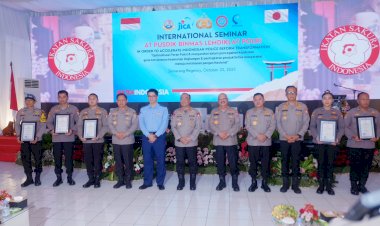 Aipda-Rahmad-Muhajirin-Sosok-Bhabinkamtibmas-Inspiratif-Polres-Bojonegoro-Terima-Anugerah-di-Forum-Internasional-Kepolisian