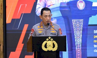 Polri-Peringkat-Pertama-Nasional-Monev-KIP-2025,-Kapolri:-Ini-Sebuah-Apresiasi-namun-juga-menjadi-Sebuah-Tantangan