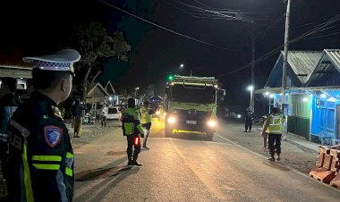 Polres-Jember-Batasi-Kecepatan-Kendaraan-Berat-di-Jalur-Kasian---Puger