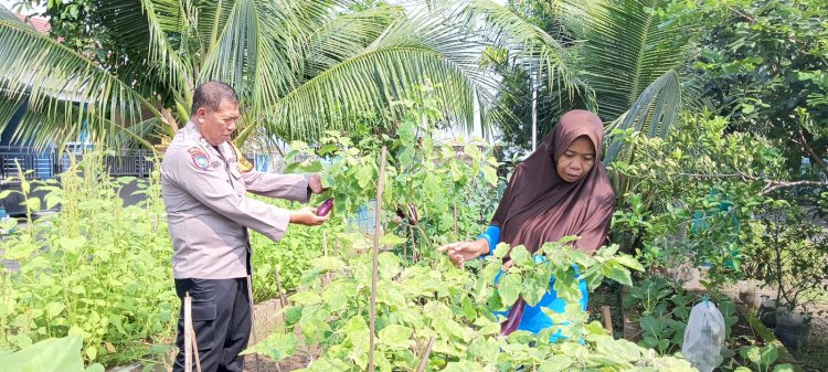 Bhabinkamtibmas Buncitan Dorong Warga Tanam Sayur