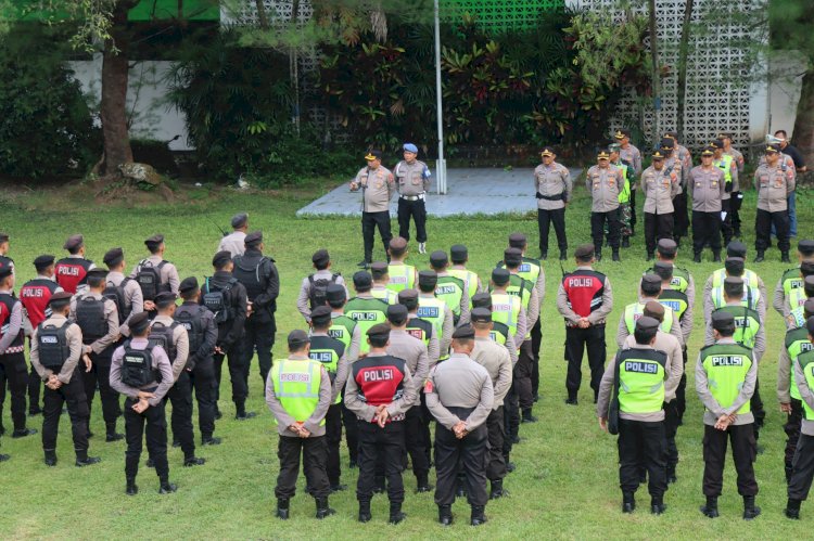 Kolaborasi Polisi dan TNI Amankan Pengesahan Warga Baru Perguruan Silat di Blitar