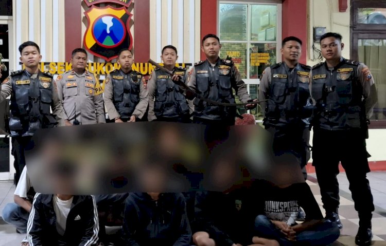 Patroli Jogoboyo Amankan 8 Pemuda Hendak Tawuran di Surabaya, Sejumlah Sajam Disita