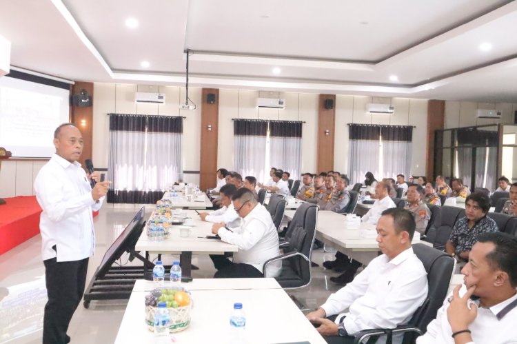 Perdalam Kompetensi Forensik Kepolisian, Bidlabfor Polda Jatim Gelar Coaching Clinic di Polres Situbondo