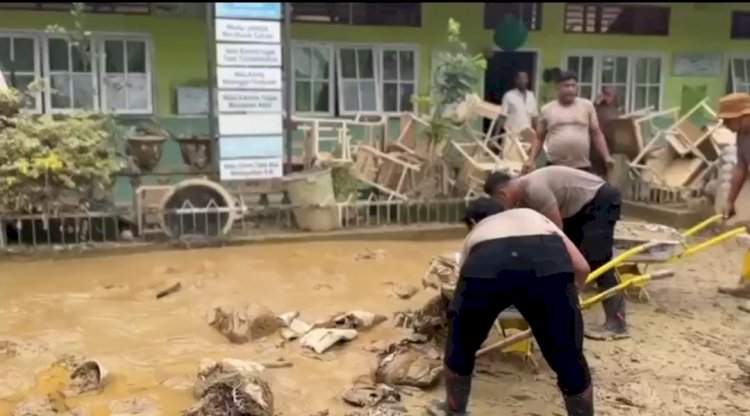 Polri Dampingi Pemulihan SDN 1 Tualang Cut Pasca banjir, Sekolah Siap Sambut Siswa 5 Januari 2026