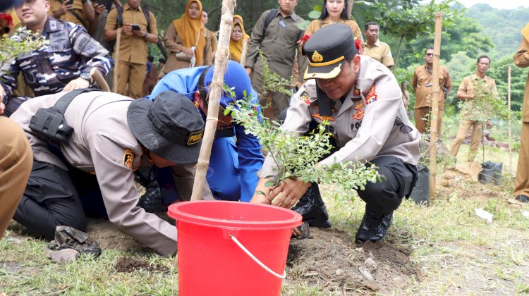 Polresta Banyuwangi Wujudkan Wisata Aman dan Resik Melalui Gerakan Banyuwangi Asri